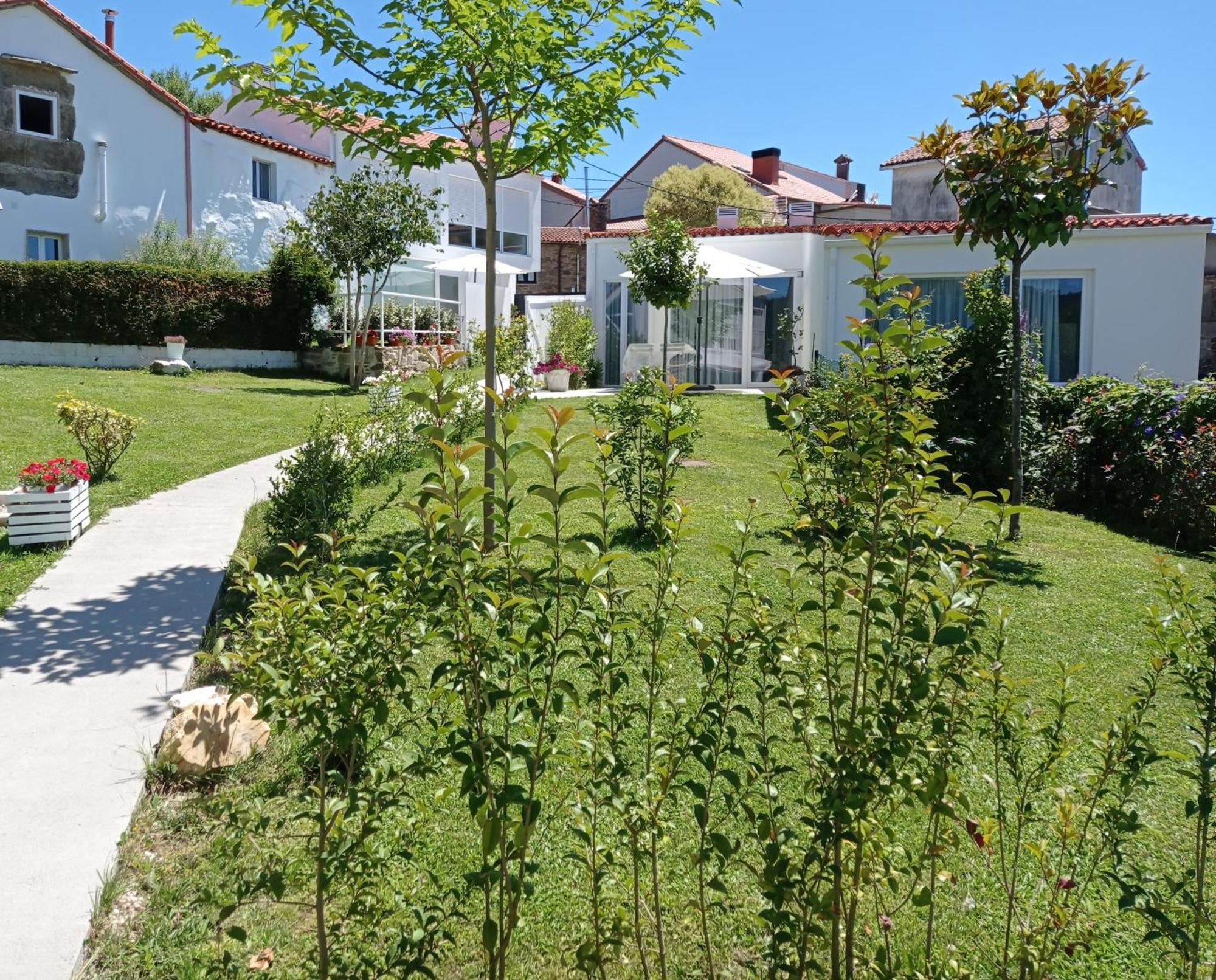 Casas Turisticas Lar Jardin - Parking Privado سانتياغو دي كومبوستيلا المظهر الخارجي الصورة