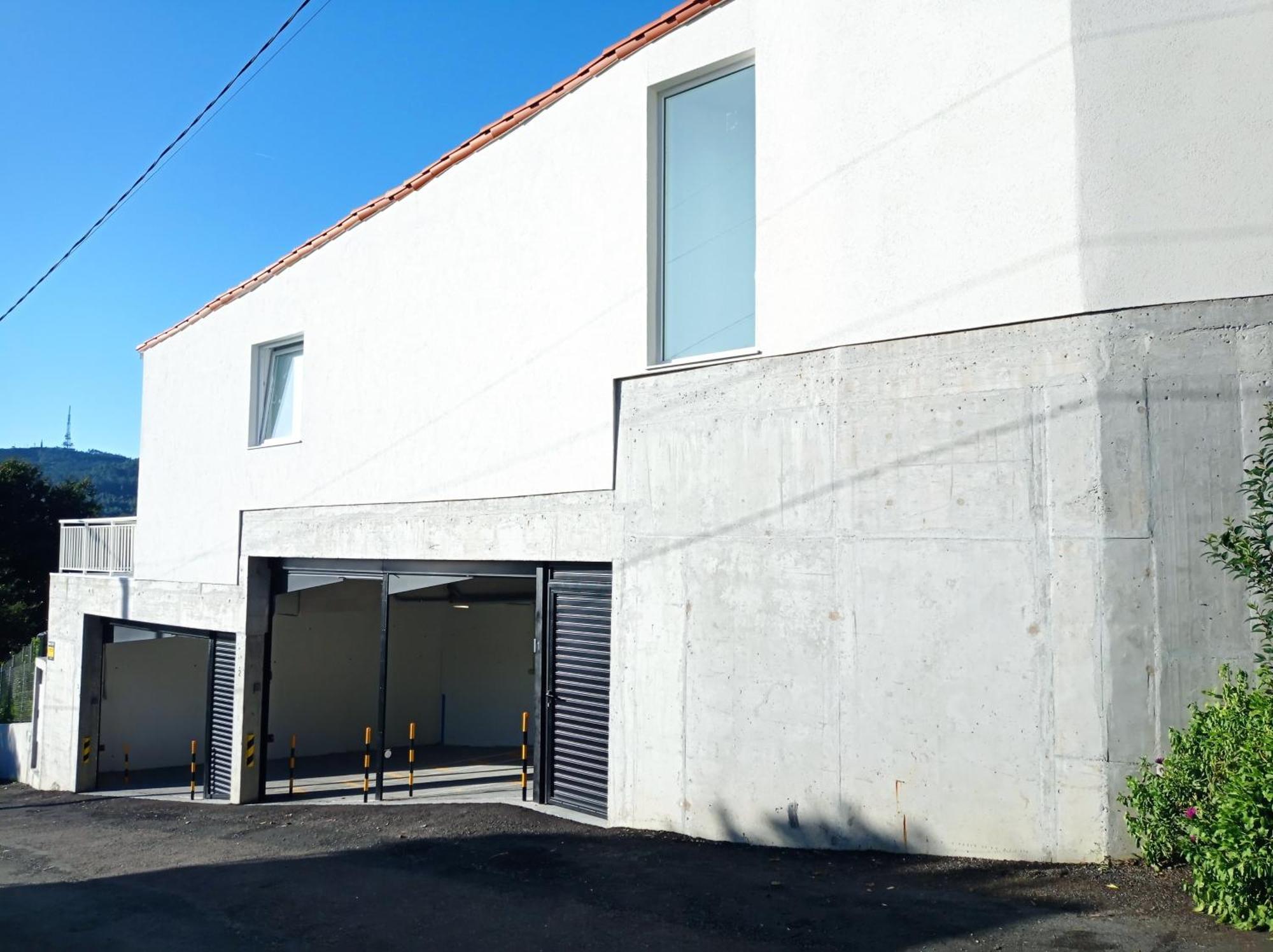 Casas Turisticas Lar Jardin - Parking Privado سانتياغو دي كومبوستيلا المظهر الخارجي الصورة